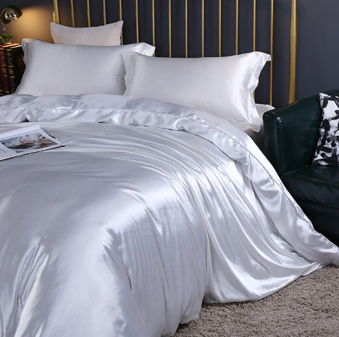 Luxury Double-Sided Silk 4-Piece Bedding Set.